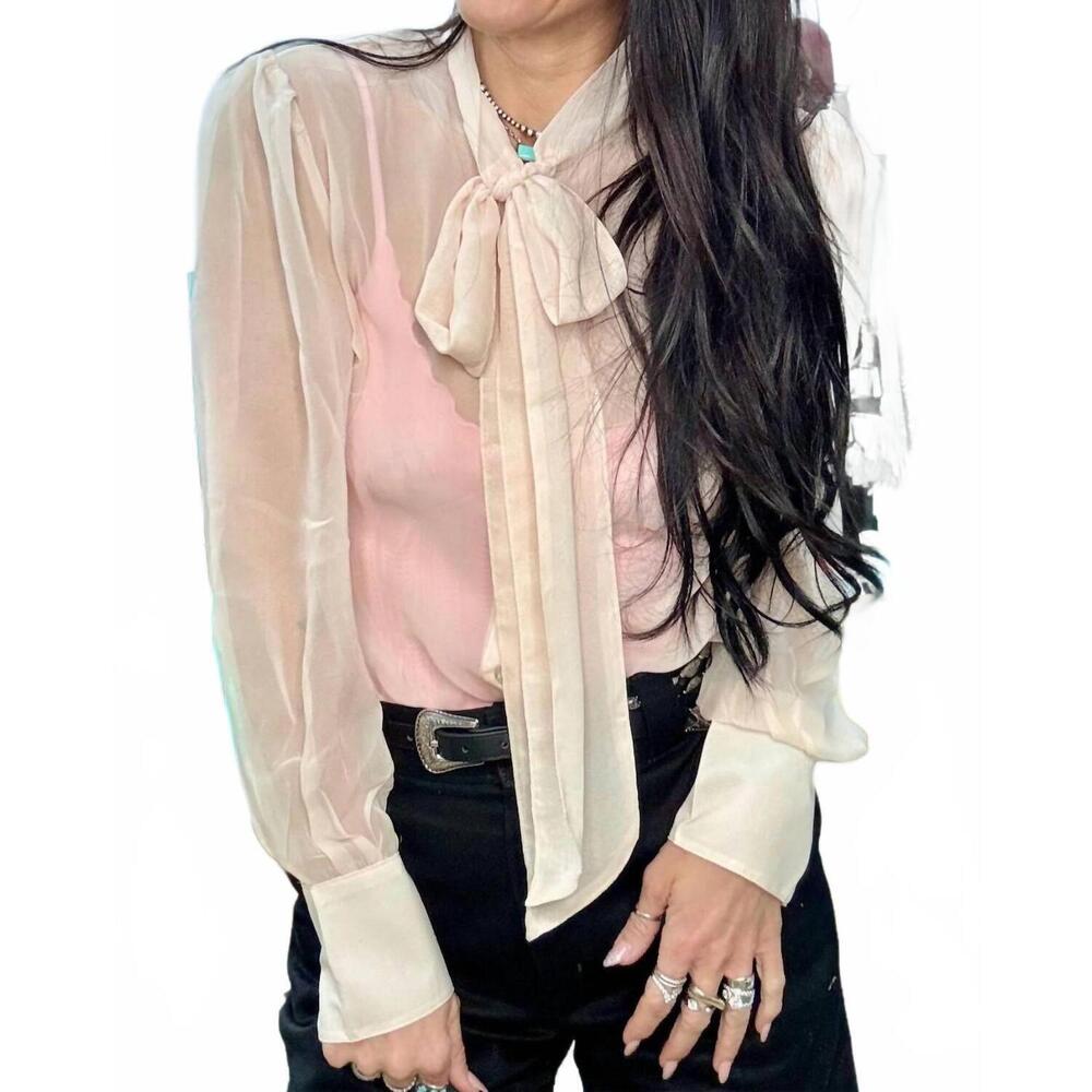 NEW HOWDY HANNY tied up top in peach
